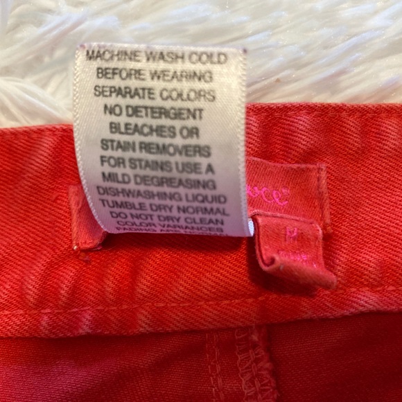 Stretchy Denim Capri Pants - Picture 7 of 7